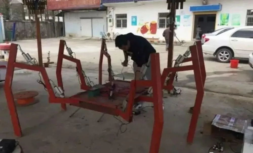 農(nóng)業(yè)機(jī)器人引發(fā)全球熱潮,或推動(dòng)“無(wú)人農(nóng)場(chǎng)”興起 農(nóng)業(yè)機(jī)器人引發(fā)全球熱潮,或推動(dòng)“無(wú)人農(nóng)場(chǎng)”興起